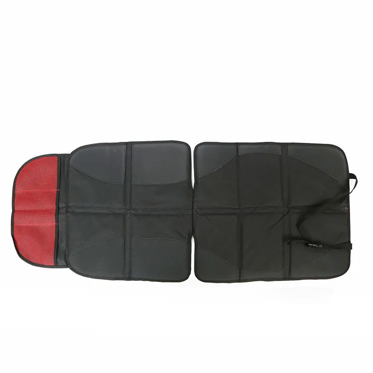Care este materialul de umplere al husei scaunului auto?