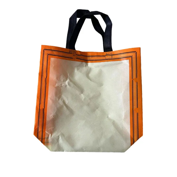 O geantă de cumpărături rezistentă la apă are cerințe speciale pentru materiale?